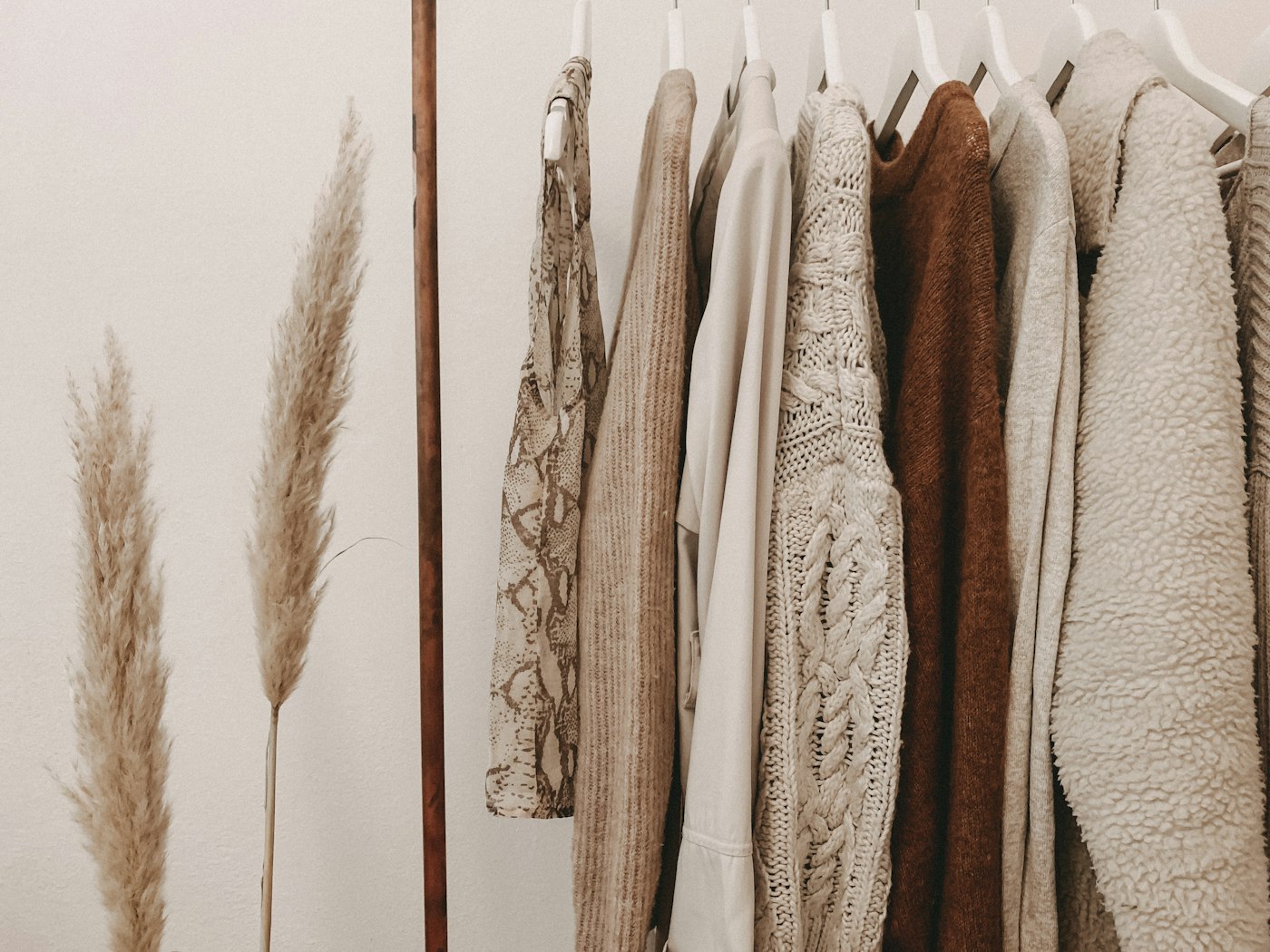 Colorful textile fabrics and dyeing