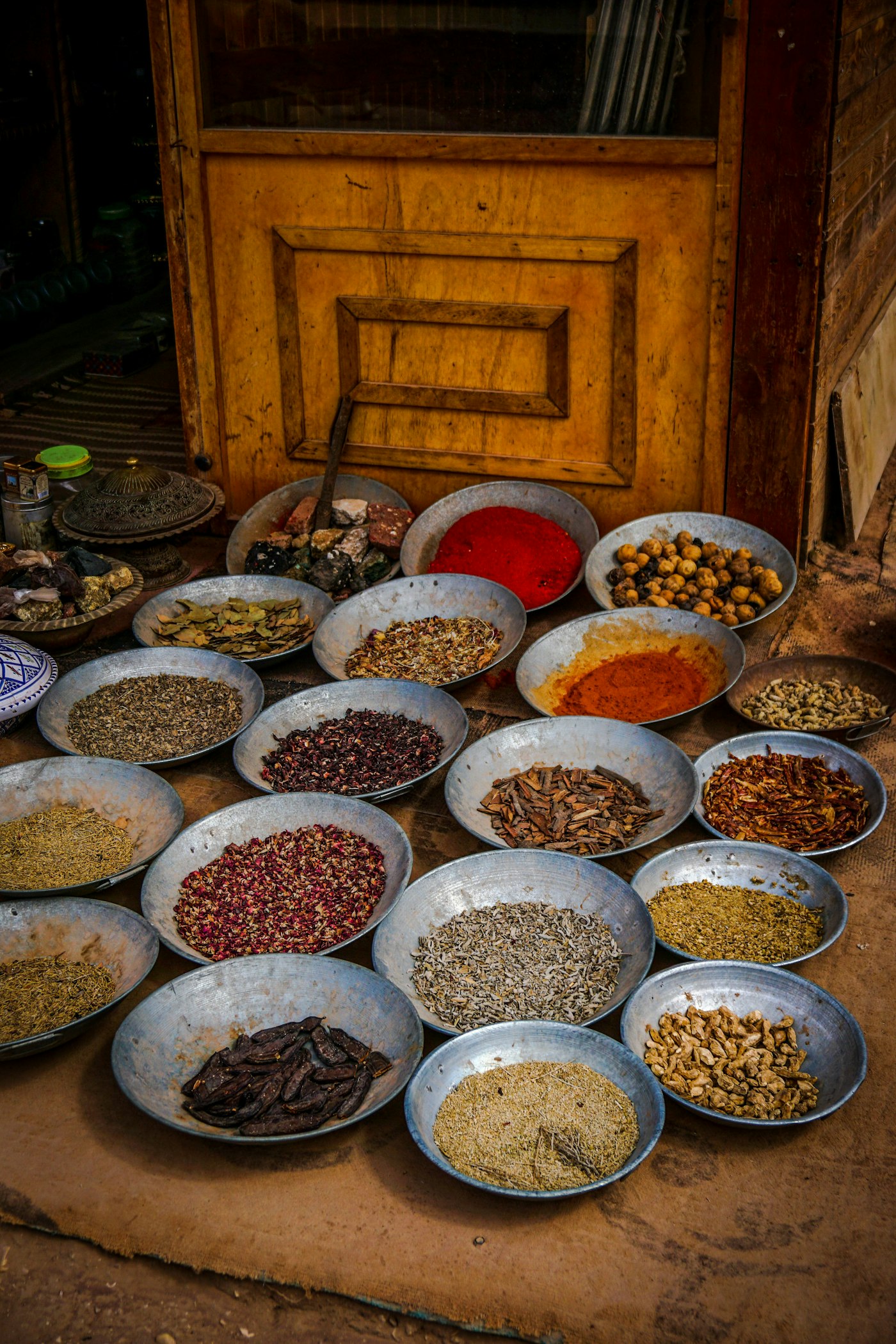 Spices & Essential Oils